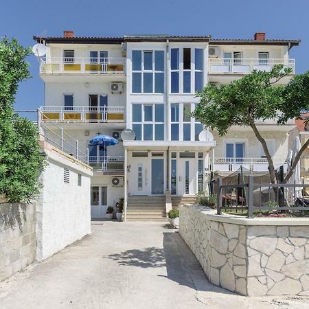 Renic Apartmani Kaštela Екстериор снимка