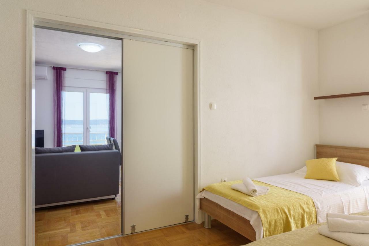 Renic Apartmani Kaštela Екстериор снимка
